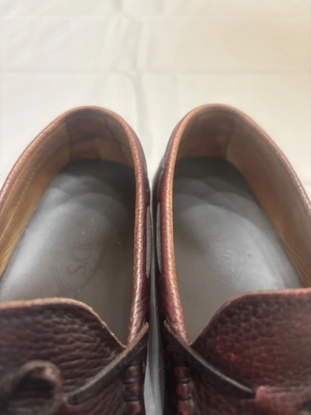 Tod's Men Leather Loafer Size 8 Quiet Luxury Driving Shoes Dark Brown